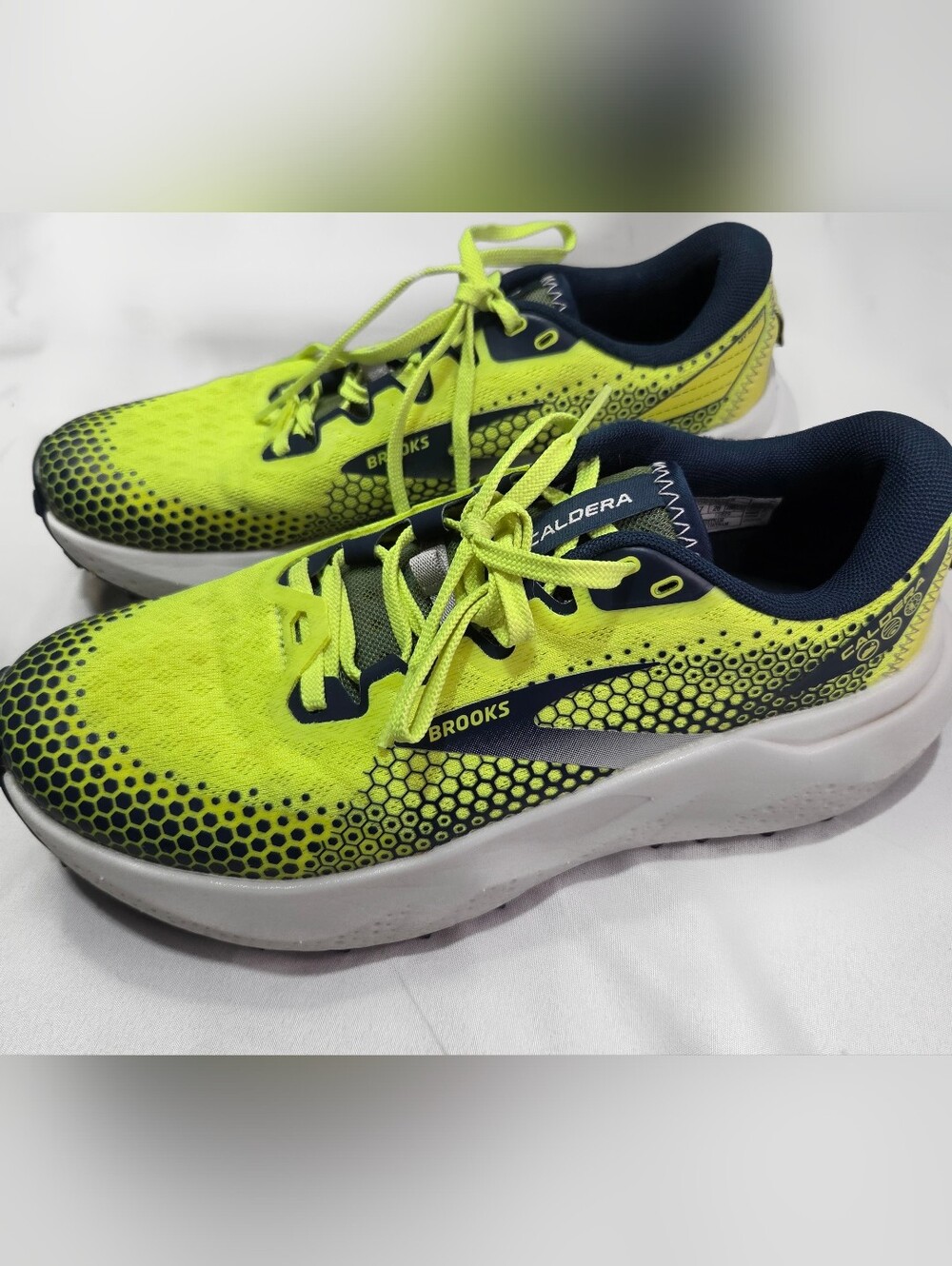Brooks Caldera 6 Trail Running Shoes